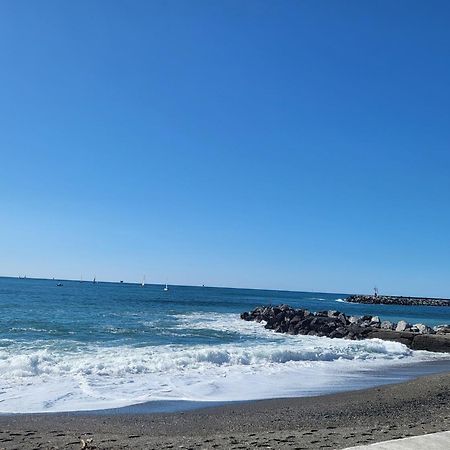 La Casetta A Due Passi Dal Mare เจนัว ภายนอก รูปภาพ